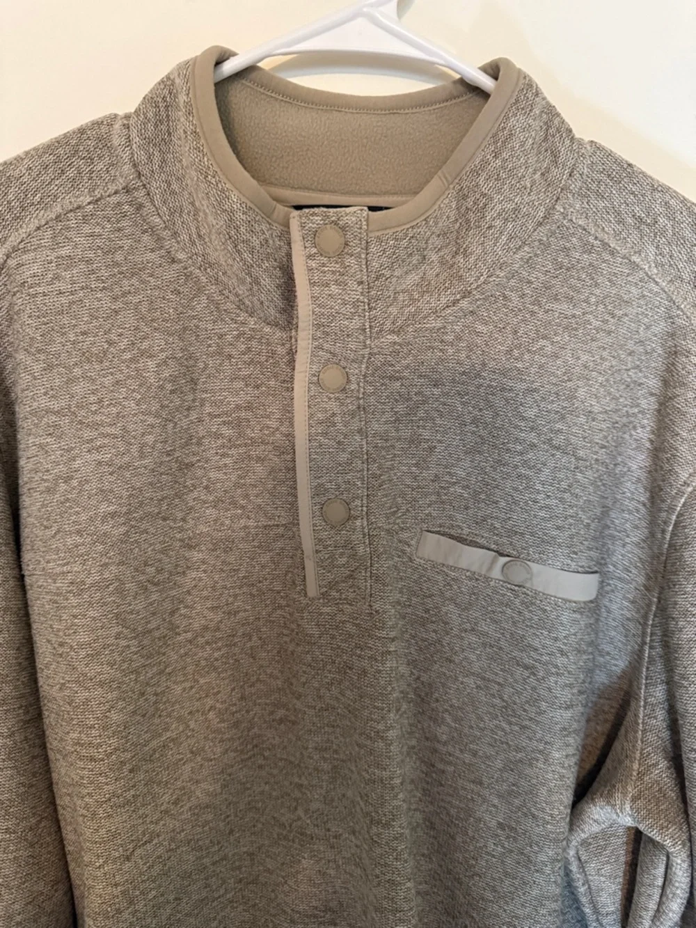 Eddie Bauer Quarter Snap Pullover Sweater Men’s XL Mock Collar Tan/Cream Color‎